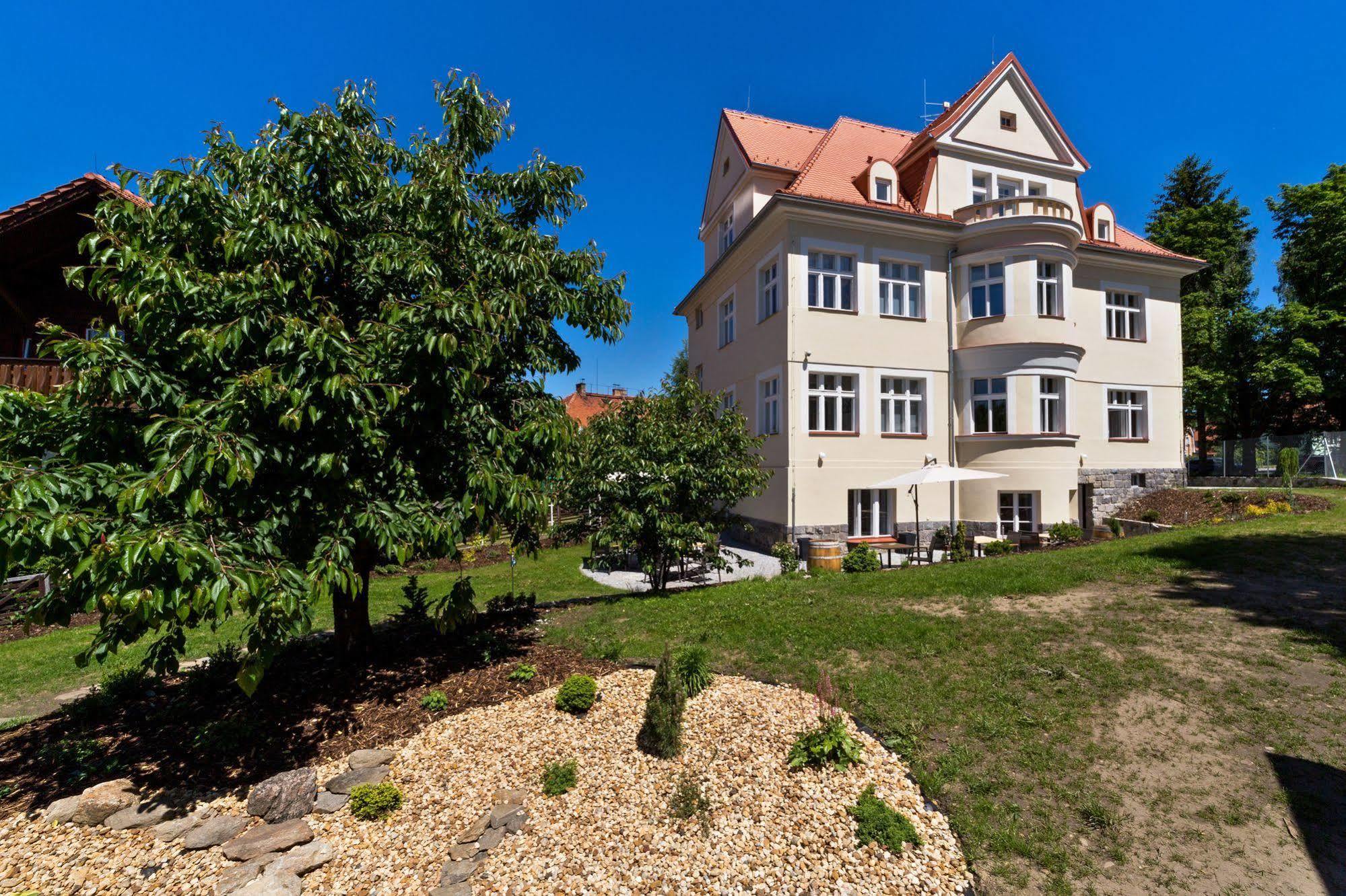 Boutique Hotel Villa Beatika Cesky Krumlov Bagian luar foto